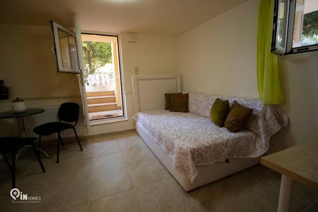 Odysseus Cozy Home Неа-Макри Экстерьер фото